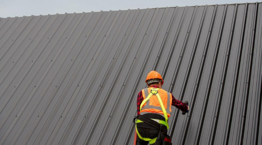 Professional metal roof installation services in West Palm Beach, FL